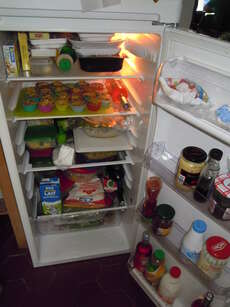 Oh oh! Unser Kühlschrank drohte echt bald aus allen Nähten zu platzen.