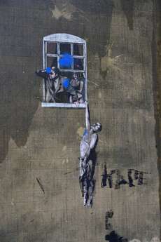 Und auf der Straße sieht man auch manchmal Banksy Kunstwerke