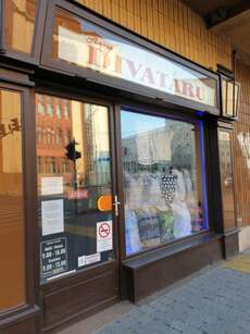 Closed shops in Debrecen because of Corona Virus prevention