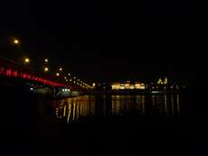 Śląsko-Dąbrowski-Brücke nach Praga bei Nacht
