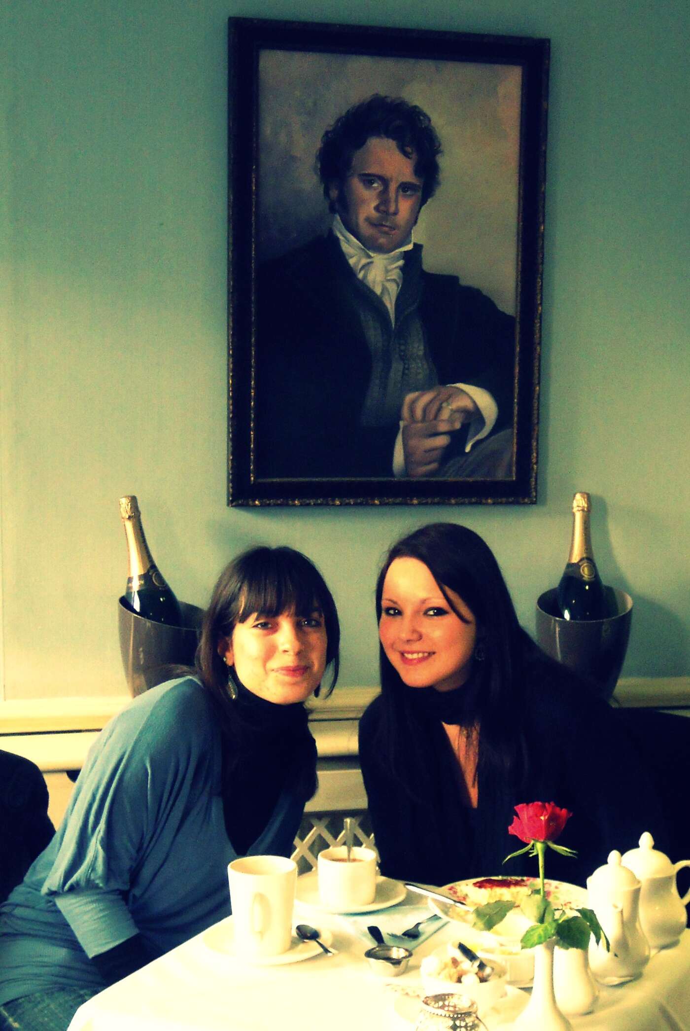 Chiara, Mr. Darcy und ich im Tea Room