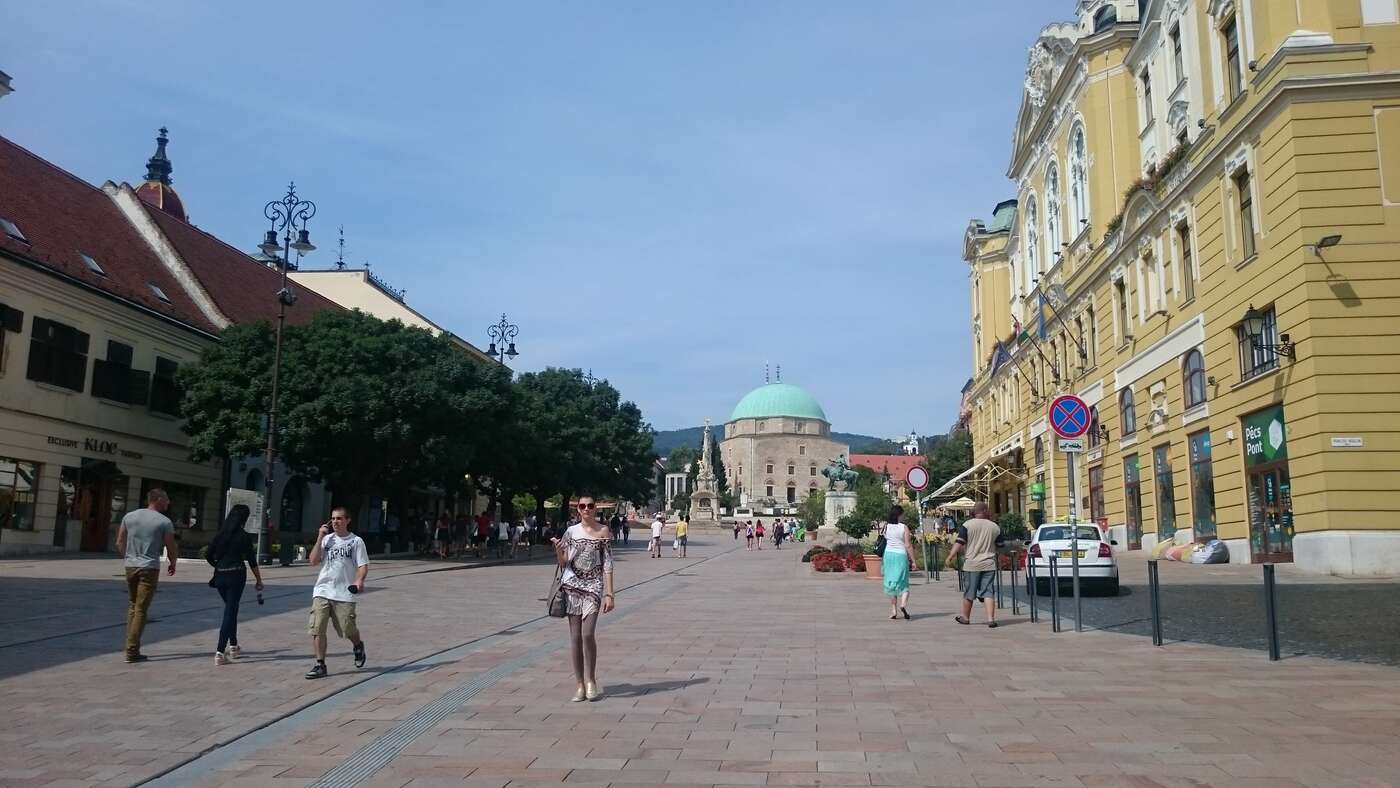 Der Hauptplatz in Pécs