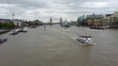 Blick von der London Bridge auf die Tower Bridge