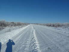 Die Hauptstraße nach Petropavlovsk im Winter