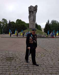 The veteran depicted in the Memorial park