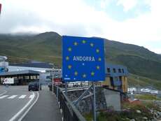 Yeay, wir sind in Spanien!!...Ach nee, Andorra!