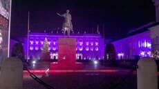 der Präsidentenpalast (zu Weihnachten in lila)