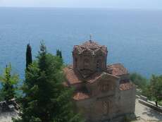 Kapelle und Ohridsee