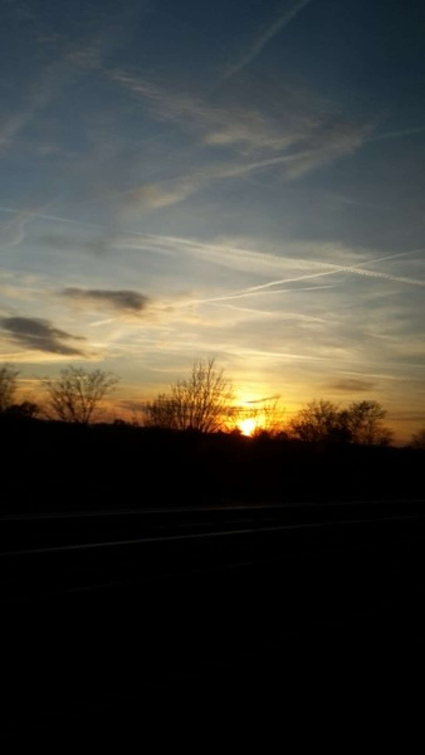 Wunderschöner Sonnenuntergang im Bus Richtung Frankreich :)